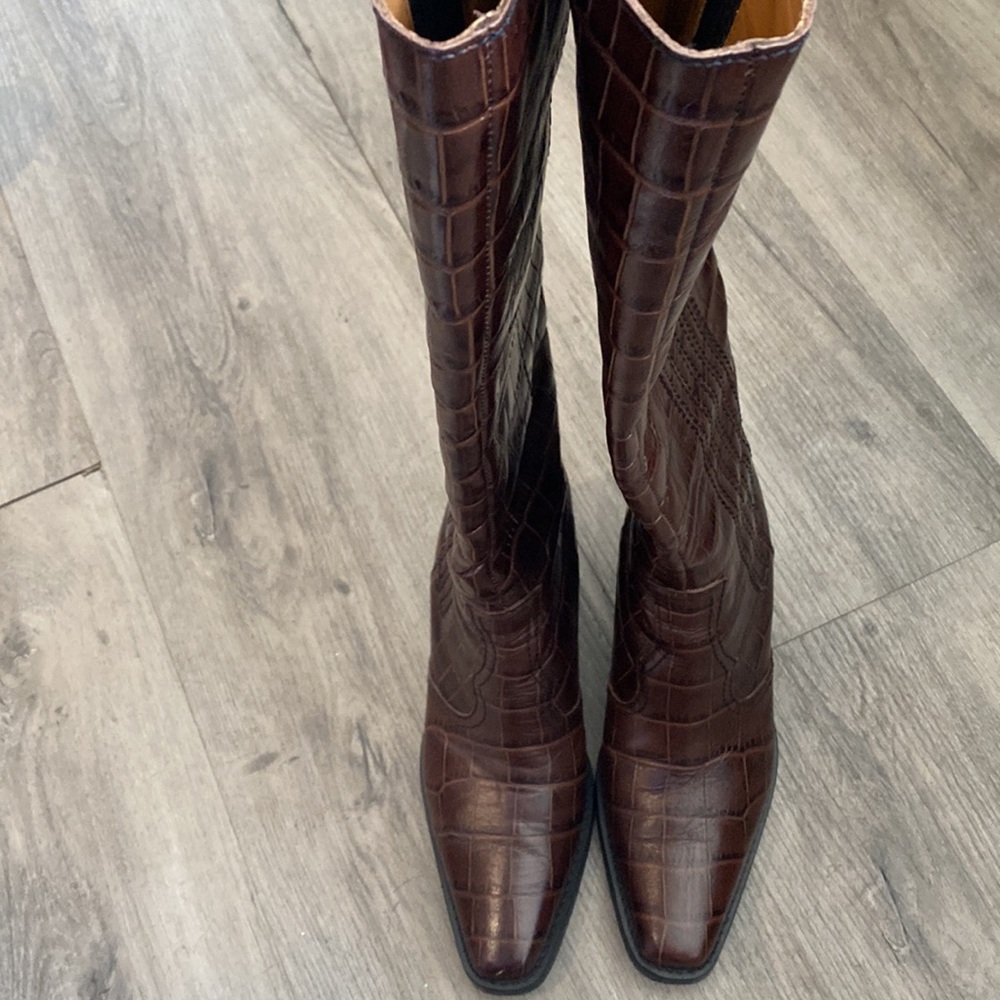 GANNI
Croc-effect leather boots - Picture 4 of 6